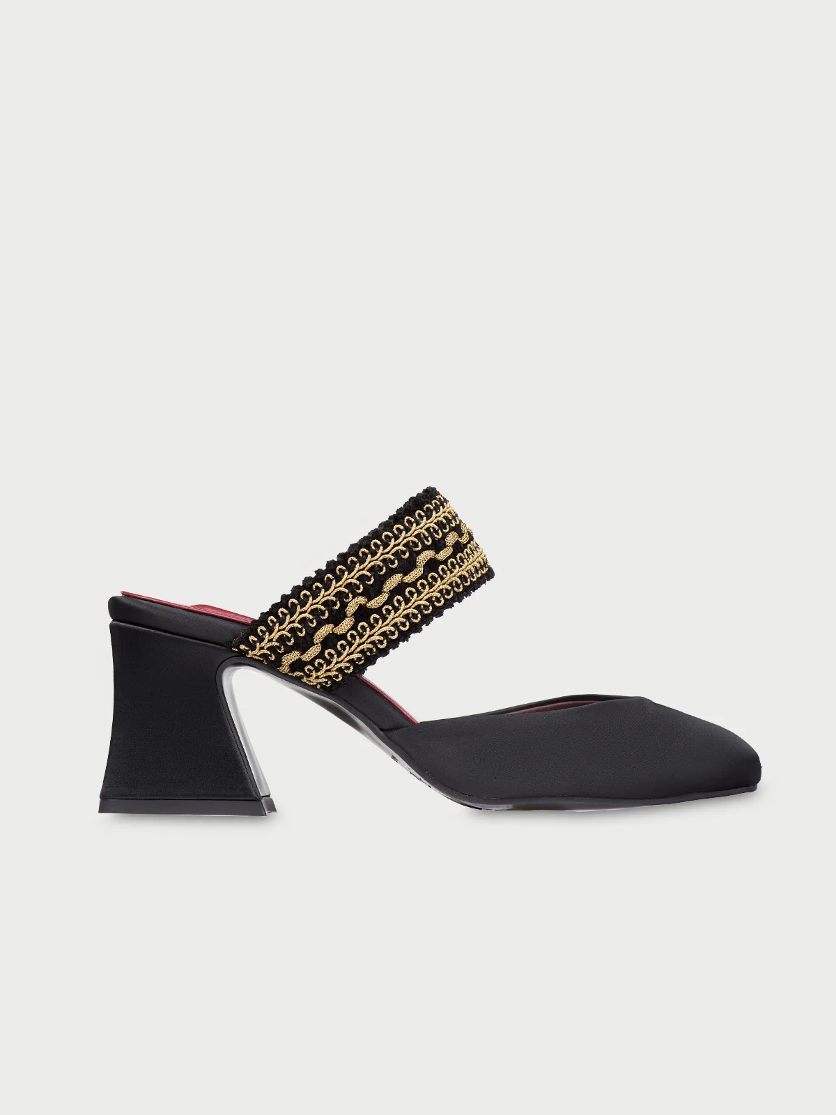 Foxtrot Black