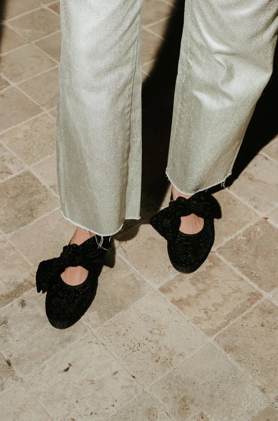 Lyra Sylva Black - Image 2