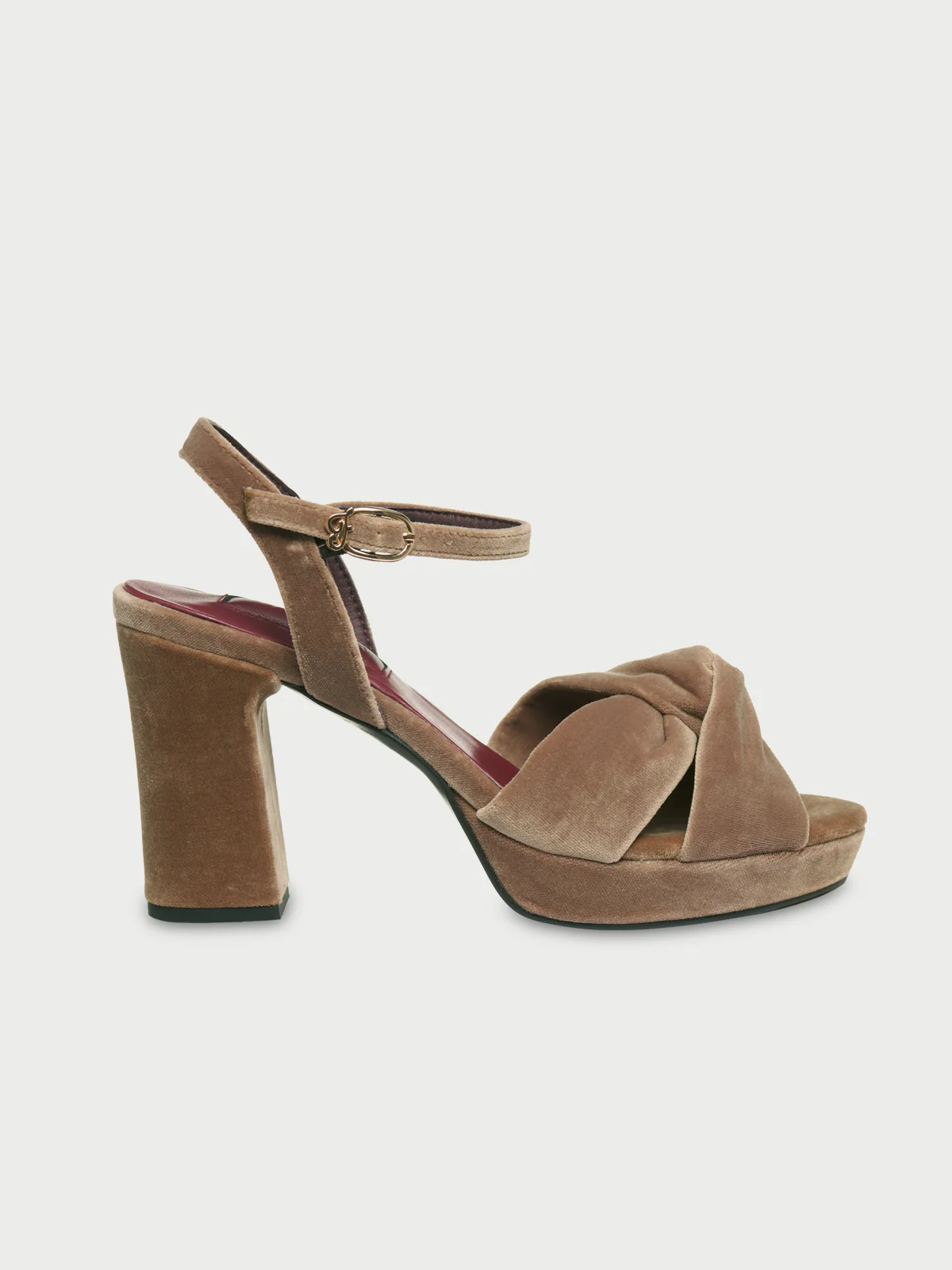 Mushu Sandal Mouse