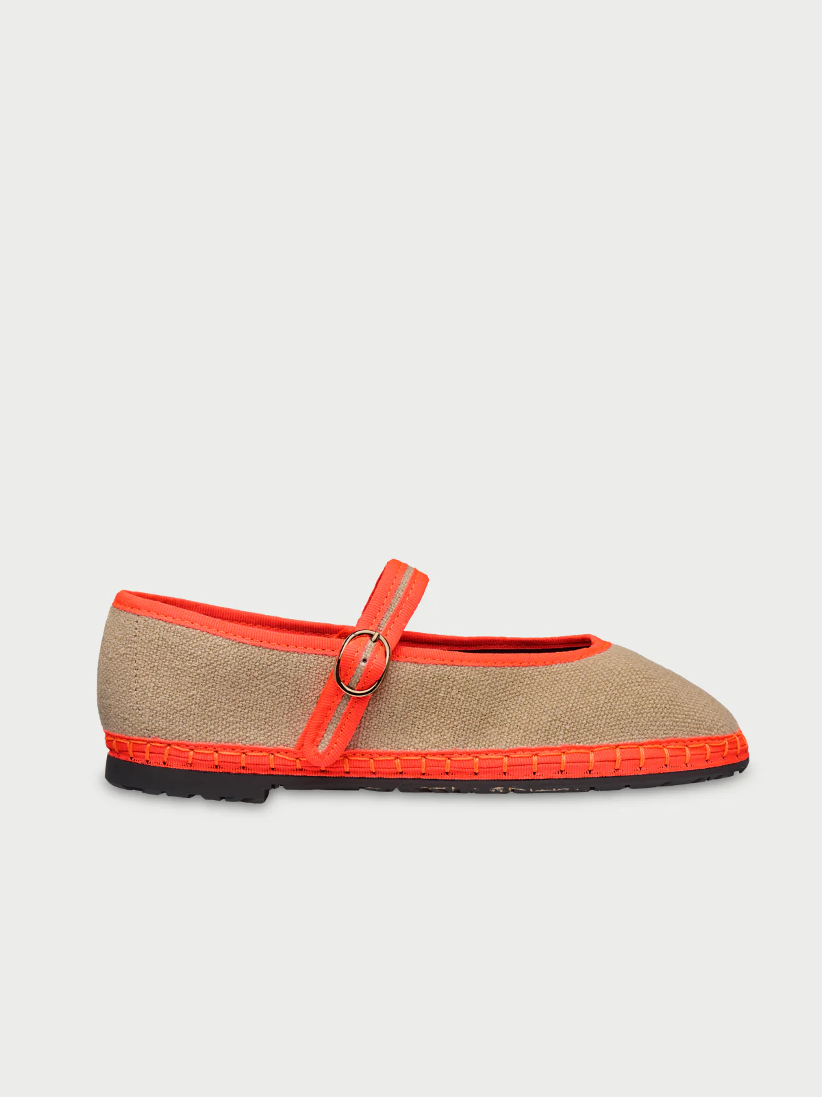 Pierre Light Brown